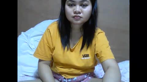 Snapshot of mizindependent chatting on December 4, 7:33 am Cutiepie online show from December 4, 7:33 am