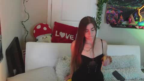 Hera  Tethra Bathtub stream  20k followers  Ask about our custom videos3 online show from February 20, 7:52 pm