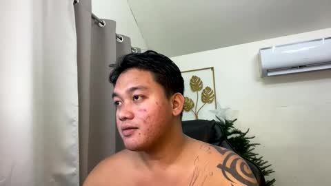 Michole Jay online show from November 5, 2:30 pm