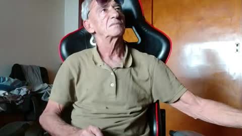 Mario jose online show from July 12, 6:11 pm