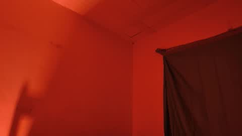 MoonLipson online show from March 28, 4:58 am