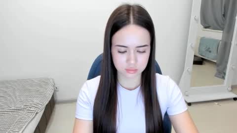 Snapshot of mmm_bananaa_ chatting on January 28, 3:14 pm Beata online show from January 28, 3:14 pm