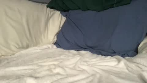 Snapshot of mmm_yeah13 chatting on December 8, 4:55 am Brandon online show from December 8, 4:55 am