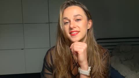 mmminnie online show from November 24, 2:38 pm