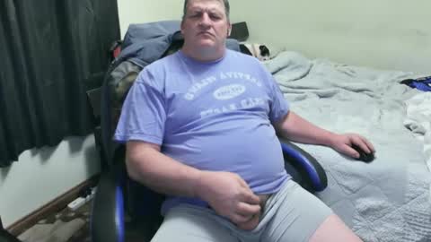 mmmthatsfunnn online show from February 5, 6:13 am