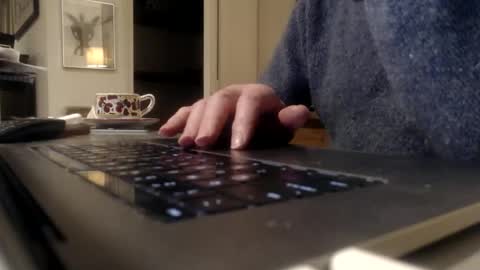 mmythmaker online show from April 16, 9:31 am