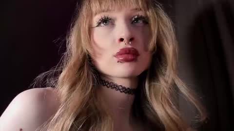 mnepohhh online show from February 17, 12:09 am