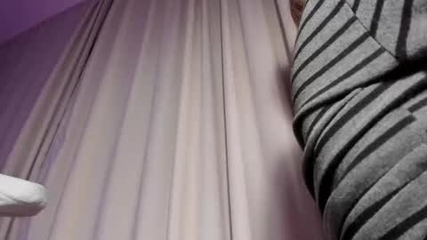 mnepohhh online show from February 21, 8:45 pm