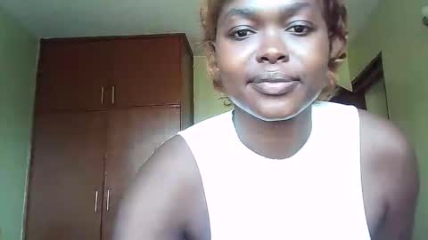 moch4_merylin online show from September 20, 1:25 pm