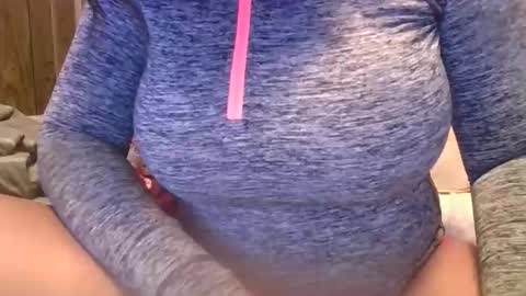 mochacup19 online show from November 22, 10:29 pm