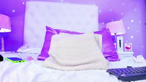Sophia  online show from January 9, 10:20 pm
