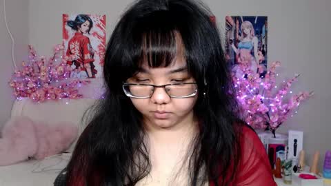 Molly online show from May 7, 4:41 am