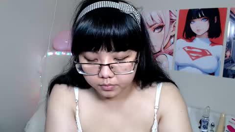 Snapshot of moertomlly chatting on March 8, 7:05 am Molly online show from March 8, 7:05 am