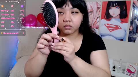 Snapshot of moertomlly chatting on February 18, 7:21 am Molly online show from February 18, 7:21 am