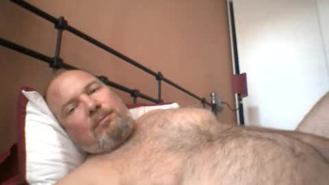 mofu781s online show from May 3, 9:15 am