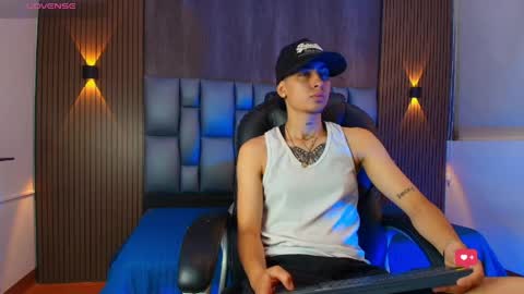 mohamed_malik online show from May 12, 12:25 pm