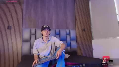 mohamed_malik online show from May 5, 12:33 pm