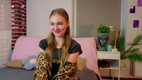 Kylie online show from September 26, 9:34 pm