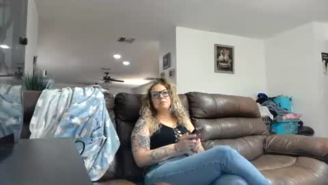 moistbrownie online show from July 26, 8:06 pm