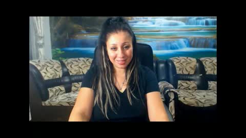 Snapshot of moistmady chatting on October 10, 6:14 pm moistmady online show from October 10, 6:14 pm