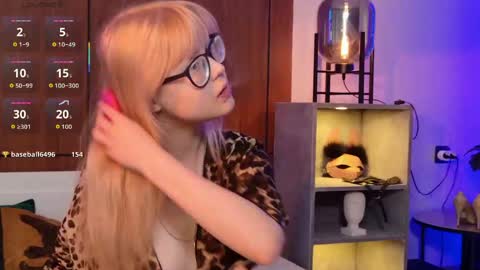 moliqin online show from June 6, 7:58 am