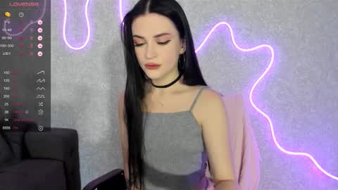 Molly - online show from October 13, 2:24 am