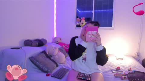 MARIANA online show from February 2, 3:43 am