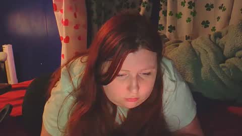molly_moons online show from May 4, 12:39 am