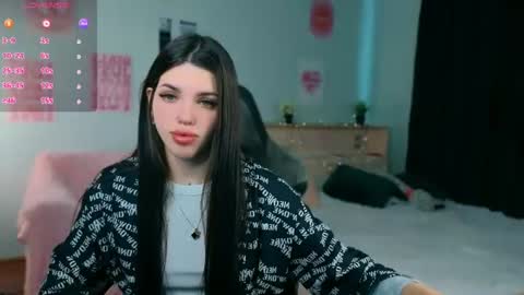 Molly online show from June 30, 4:01 am