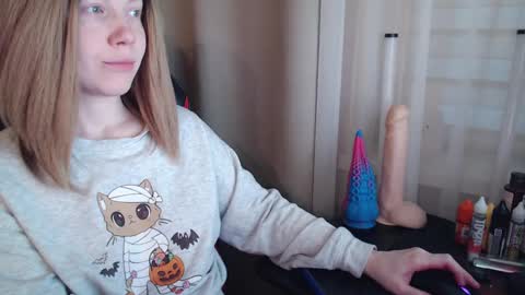 I have new photos come and see with love Molly online show from February 23, 3:08 pm