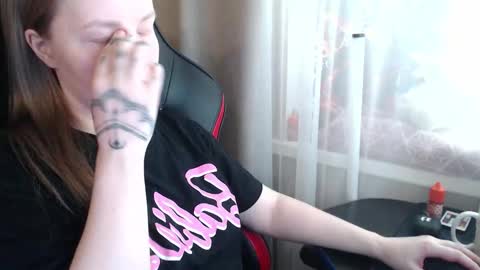 I have new photos come and see with love Molly online show from February 18, 8:58 am