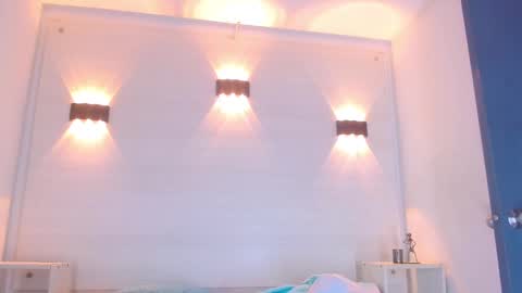 Molly Spears online show from February 17, 12:05 pm