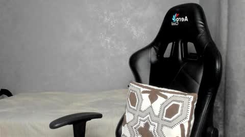 Molly online show from November 25, 9:13 pm