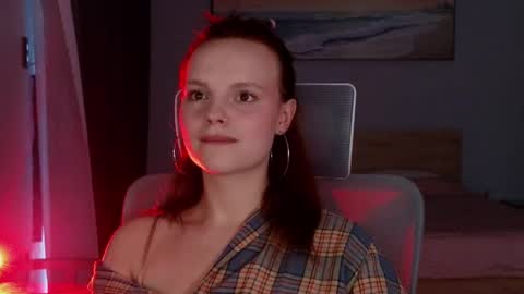 Molly online show from April 21, 2:51 am