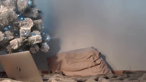 Snapshot of mollycodle chatting on December 22, 9:22 am Goddess Katherine online show from December 22, 9:22 am