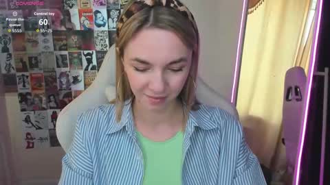 Molly online show from September 25, 1:12 am