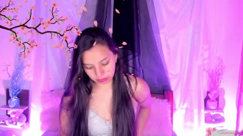 New girl Emily Valentina  Michelle online show from January 24, 8:53 pm