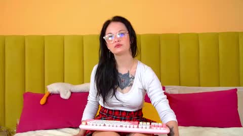 Molly online show from September 21, 6:23 pm