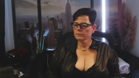 MollySun Nina Randmann online show from October 2, 5:23 pm