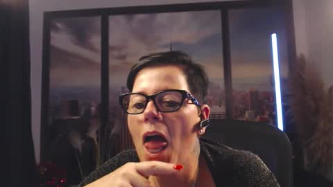 Snapshot of mollysun chatting on September 17, 6:00 pm MollySun Nina Randmann online show from September 17, 6:00 pm