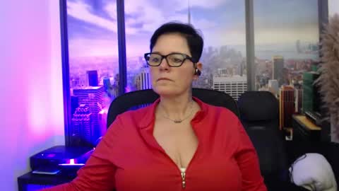 Snapshot of mollysun chatting on February 25, 6:55 pm MollySun Nina Randmann online show from February 25, 6:55 pm