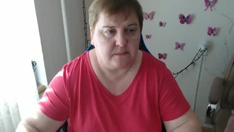Snapshot of mommy99x chatting on March 7, 11:40 am Mommy99X online show from March 7, 11:40 am