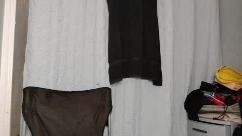 Mommy bubbles online show from March 8, 1:57 pm