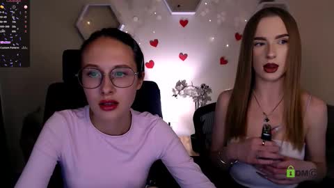 Mona  online show from October 4, 7:22 pm