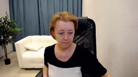 Mona online show from May 13, 10:47 am