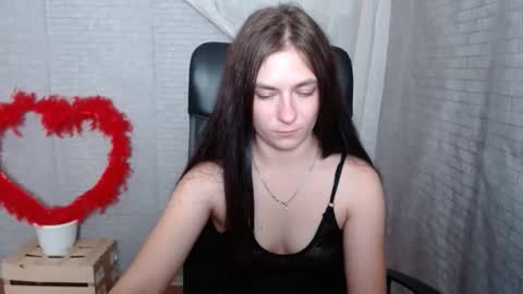 monakali online show from October 4, 10:35 am