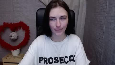 monakali online show from March 6, 8:09 am