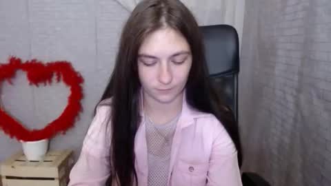 monakali online show from September 24, 7:15 am