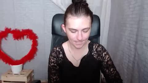 monakali online show from October 1, 7:18 am