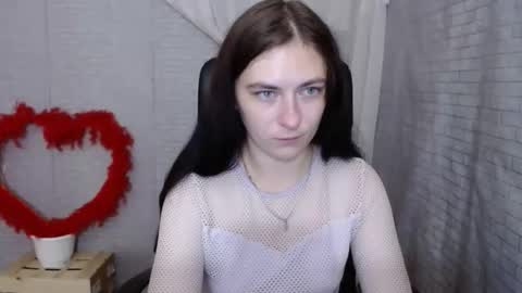 monakali online show from September 19, 6:28 am